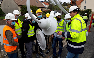 Visite d'une classe MELEC de la Morandière sur le chantier d'éclairage public de la rue de la Briqueterie.©Flora.Gelot