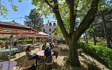 Appel à candidature pour exploiter le salon de thé du jardin municipal Christian Dior